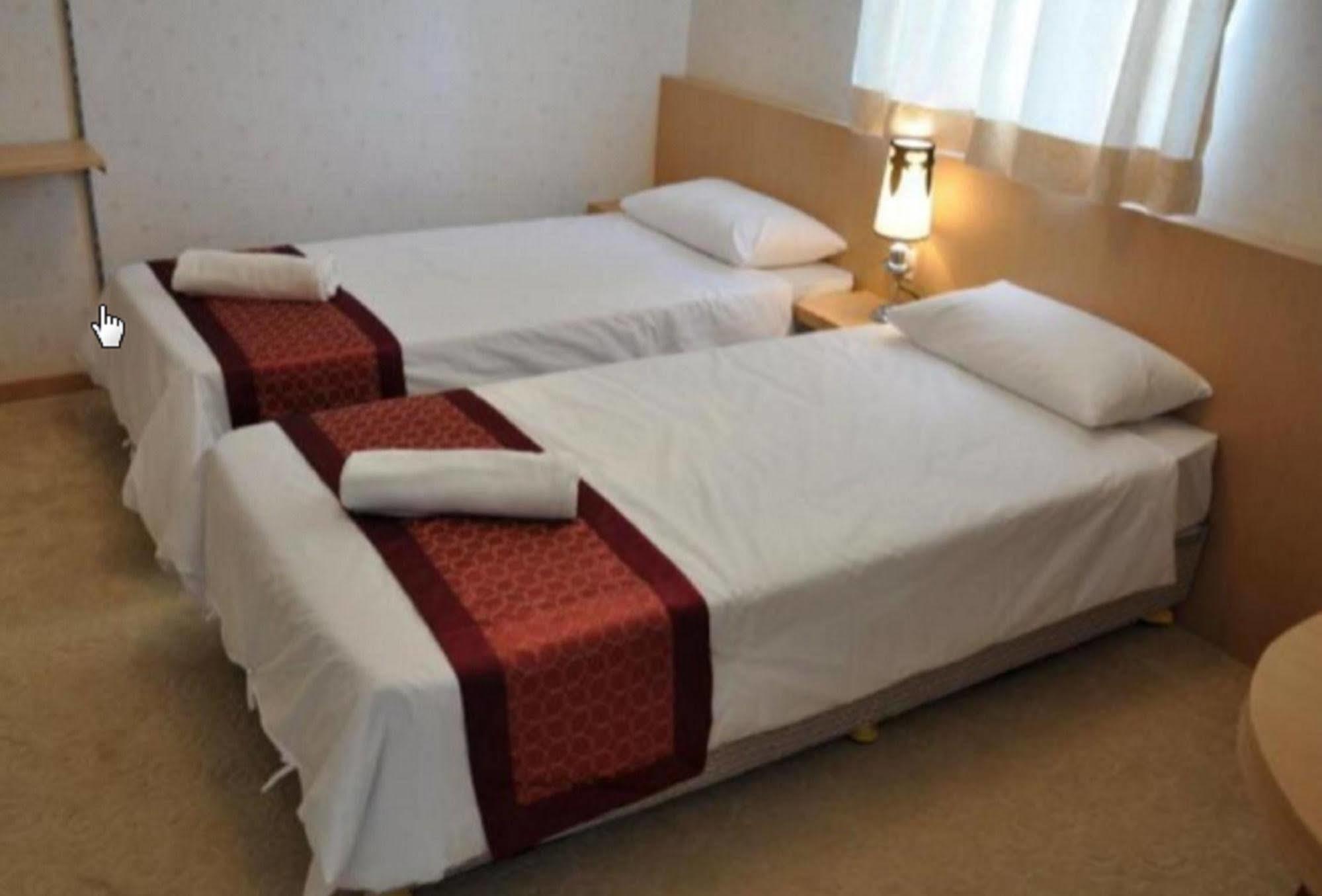 The Crown Borneo Hotel Kota Kinabalu Eksteriør billede