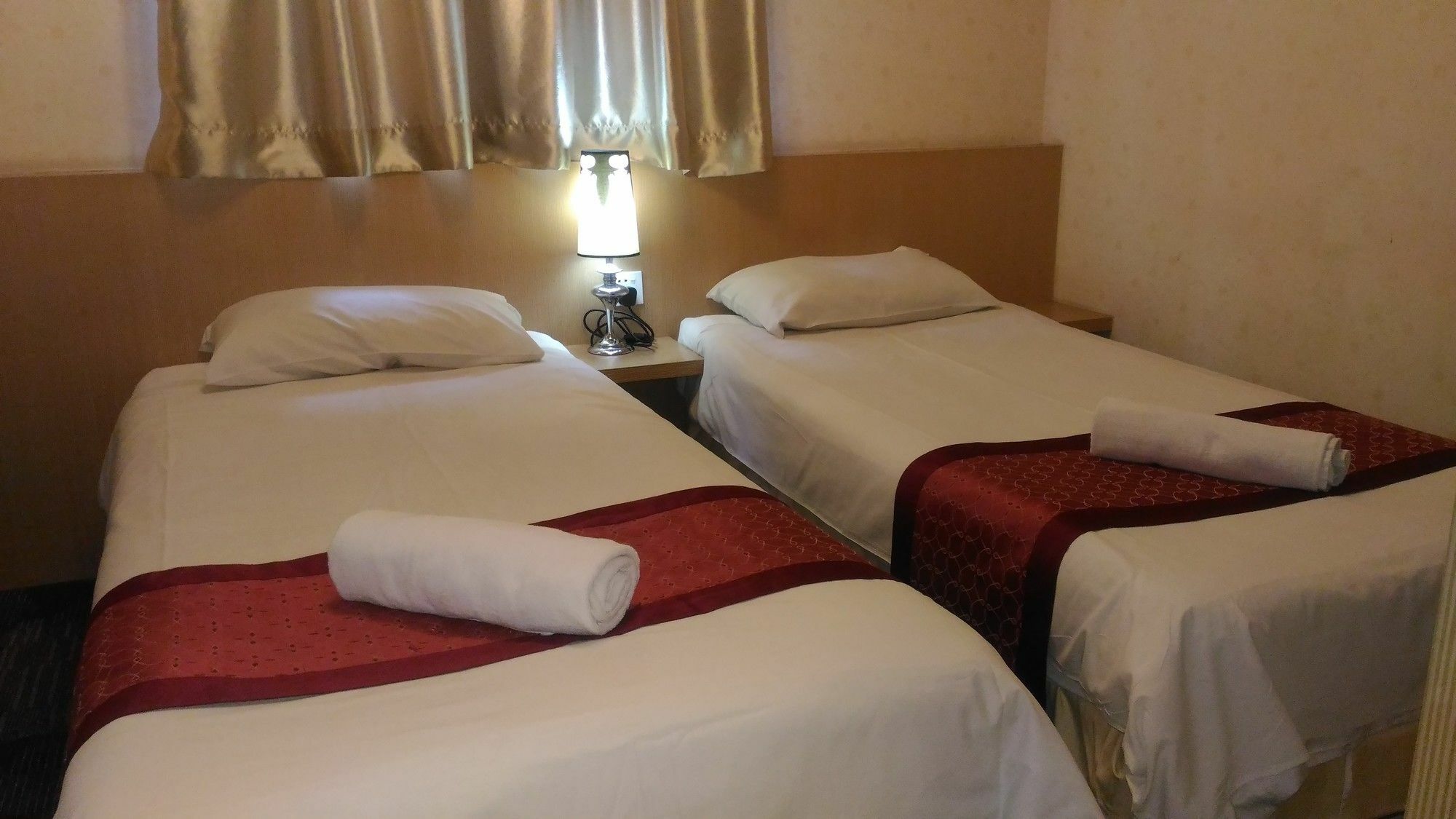 The Crown Borneo Hotel Kota Kinabalu Eksteriør billede